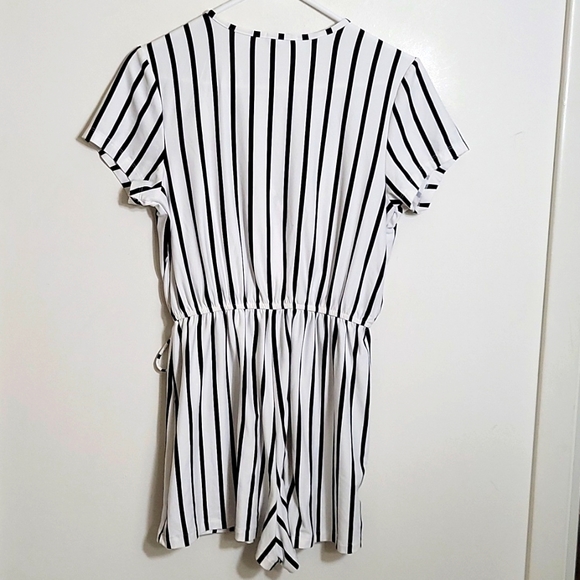 💥J for Justify Romper - Picture 6 of 7